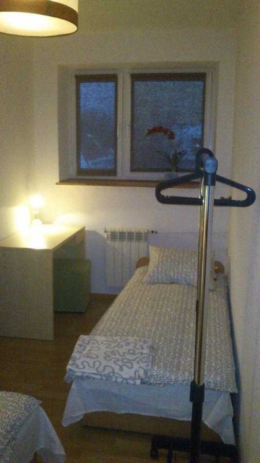 Kwatery Pracownicze Tolek Warszawa Exteriör bild